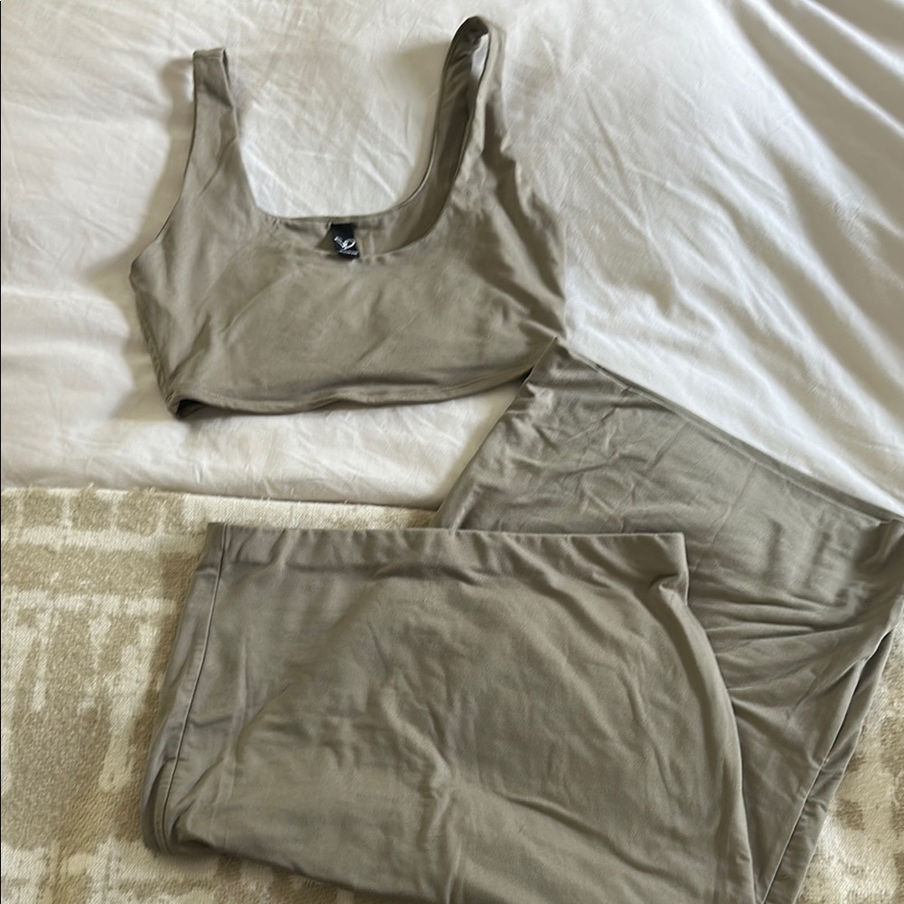 Windsor Green Skirt Set